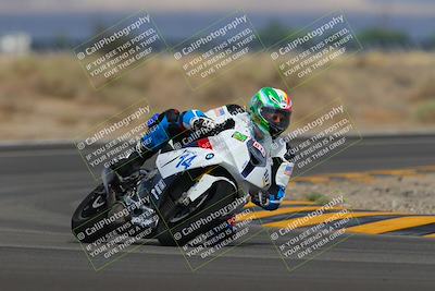 media/Sep-11-2022-SoCal Trackdays (Sun) [[81b7e951af]]/Turn 16 (945am)/